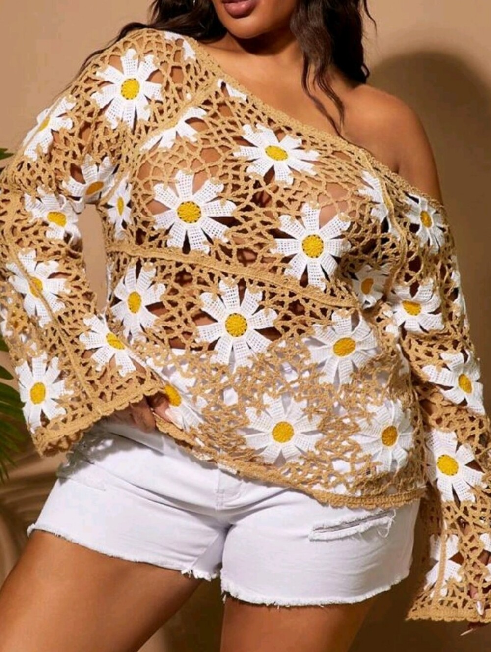 Crochet Daisy Off-Shoulder Top in Tan and White
